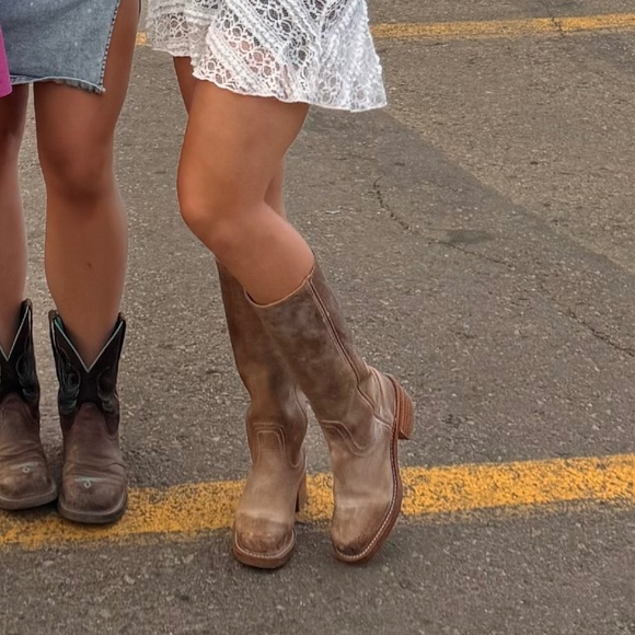 Frye campus boots - Picture 4 of 5